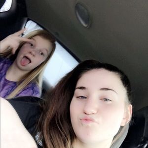 Meet your Posher, Joselin